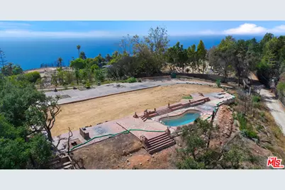 20729 Rockcroft Dr, Malibu, CA 90265 - Photo 1