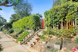 2225 Montana Ave, Santa Monica, CA 90403 - Photo 1