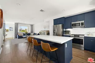 13151 Victory Blvd, Van Nuys, CA 91401 - Photo 1