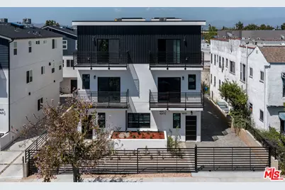 4643 W 18th St, Los Angeles, CA 90019 - Photo 1