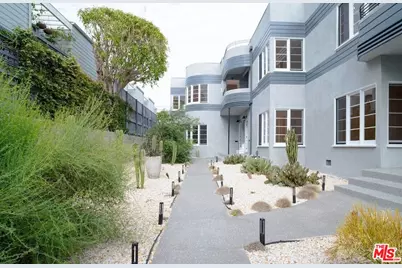1021 17th St #A, Santa Monica, CA 90403 - Photo 1