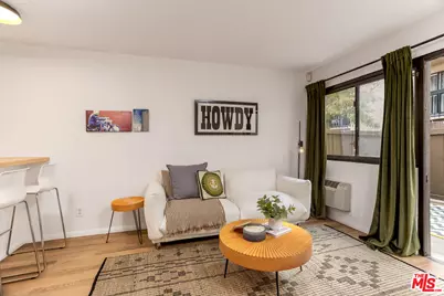 320 S Ardmore Ave #111, Los Angeles, CA 90020 - Photo 1