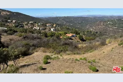 20266 Reigate Rd, Topanga, CA 90290 - Photo 1