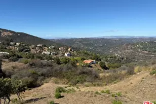 20266 Reigate Rd, Topanga, CA 90290 - Photo 1