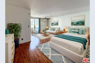 360 S Kenmore Ave #209, Los Angeles, CA 90020 - Photo 1