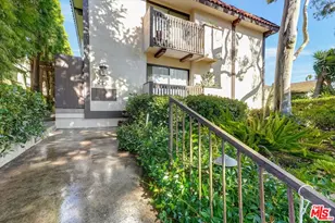 913 17th St, Santa Monica, CA 90403 - Photo 1