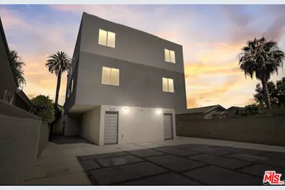 2635 S Hauser Blvd #Room 5, Los Angeles, CA 90016 - Photo 1