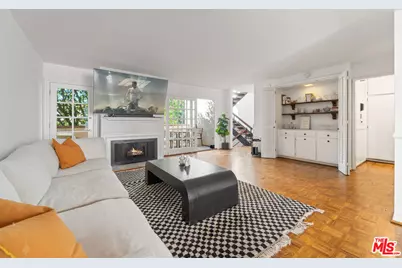 5327 Coldwater Canyon Ave #D, Sherman Oaks, CA 91401 - Photo 1