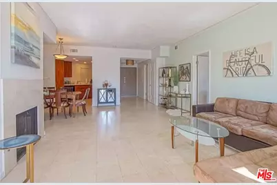 723 Westmount Dr #203, West Hollywood, CA 90069 - Photo 1