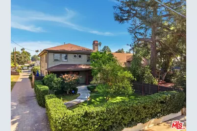 1020 N Garfield Ave, Pasadena, CA 91104 - Photo 1