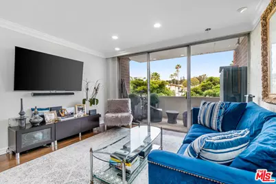 11750 W Sunset Blvd #402, Los Angeles, CA 90049 - Photo 1