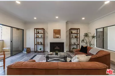 234 N Kenwood St #208, Glendale, CA 91206 - Photo 1