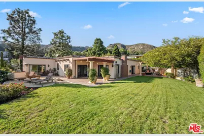 1344 Bienveneda Ave, Pacific Palisades, CA 90272 - Photo 1