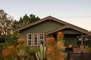 2425 W 30th St, Los Angeles, CA 90018 - Photo 1