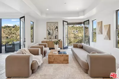 8031 Floral Ave, Los Angeles, CA 90046 - Photo 1