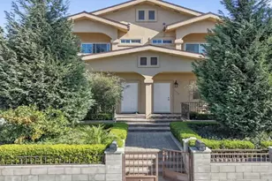 2020 Hillcrest Dr, Los Angeles, CA 90016 - Photo 1