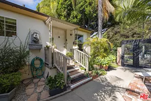 8948 Burton Wy, Beverly Hills, CA 90211 - Photo 1