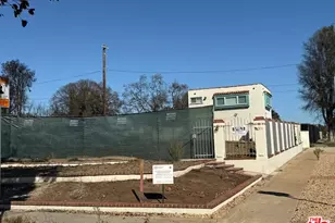 900 Hartzell St, Pacific Palisades, CA 90272 - Photo 1