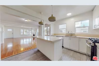 1436 S Norton Ave #1, Los Angeles, CA 90019 - Photo 1