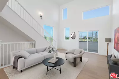 11220 Victory Blvd #3, North Hollywood, CA 91606 - Photo 1