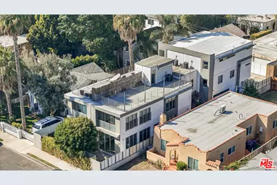 809 Brooks Ave, Venice, CA 90291 - Photo 1