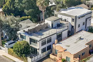 809 Brooks Ave, Venice, CA 90291 - Photo 1