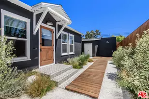 326 4th Ave, Venice, CA 90291 - Photo 1