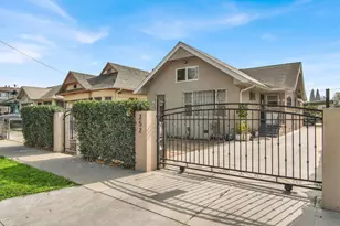 252 E 47th St, Los Angeles, CA 90011 - Photo 1