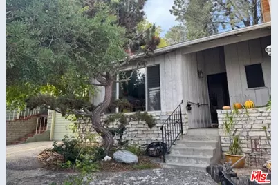 1411 Sunset Ave, Santa Monica, CA 90405 - Photo 1