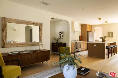 328 W Hillsdale St, Los Angeles, CA 90302 - Photo 1