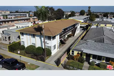 6416 S Victoria Ave, Los Angeles, CA 90043 - Photo 1