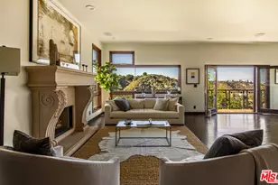 2125 Kew Dr, Los Angeles, CA 90046 - Photo 1