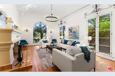 6300 Drexel Ave, Los Angeles, CA 90048 - Photo 1