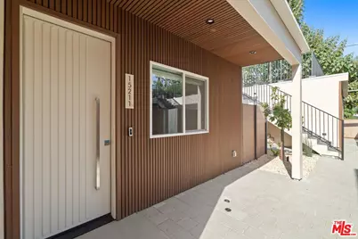 15211 Morrison St, Sherman Oaks, CA 91403 - Photo 1