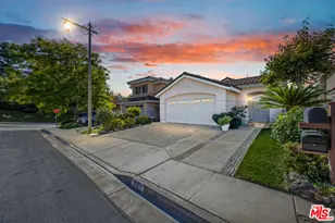 381 S Lilac Ct, Anaheim, CA 92808 - Photo 1