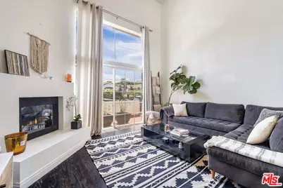 801 N Martel Ave #3, Los Angeles, CA 90046 - Photo 1