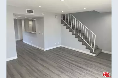 7639 Kester Ave #1, Van Nuys, CA 91405 - Photo 1