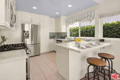 12581 Sanford St, Los Angeles, CA 90066 - Photo 1