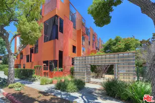 1140 N Formosa Ave, West Hollywood, CA 90046 - Photo 1