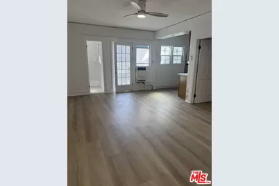 842 S Berendo St #3, Los Angeles, CA 90005 - Photo 1