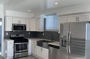 644 N Manhattan Pl, Los Angeles, CA 90004 - Photo 1