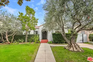 564 N Irving Blvd, Los Angeles, CA 90004 - Photo 1