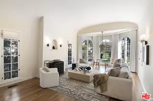 131 S Martel Ave, Los Angeles, CA 90036 - Photo 1