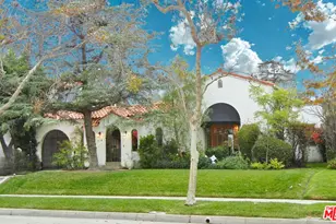 914 S Burnside Ave, Los Angeles, CA 90036 - Photo 1