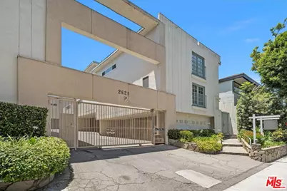 2621 Centinela Ave #7, Santa Monica, CA 90405 - Photo 1