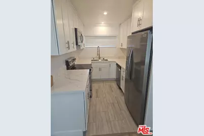 838 5th St #1, Santa Monica, CA 90403 - Photo 1