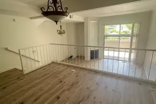 4305 Redwood Ave, Marina del Rey, CA 90292 - Photo 1