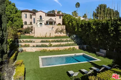 2421 N Catalina St, Los Angeles, CA 90027 - Photo 1