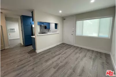 27 Anchorage St #B, Marina del Rey, CA 90292 - Photo 1