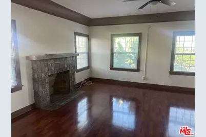 2215 7th Ave #4, Los Angeles, CA 90018 - Photo 1